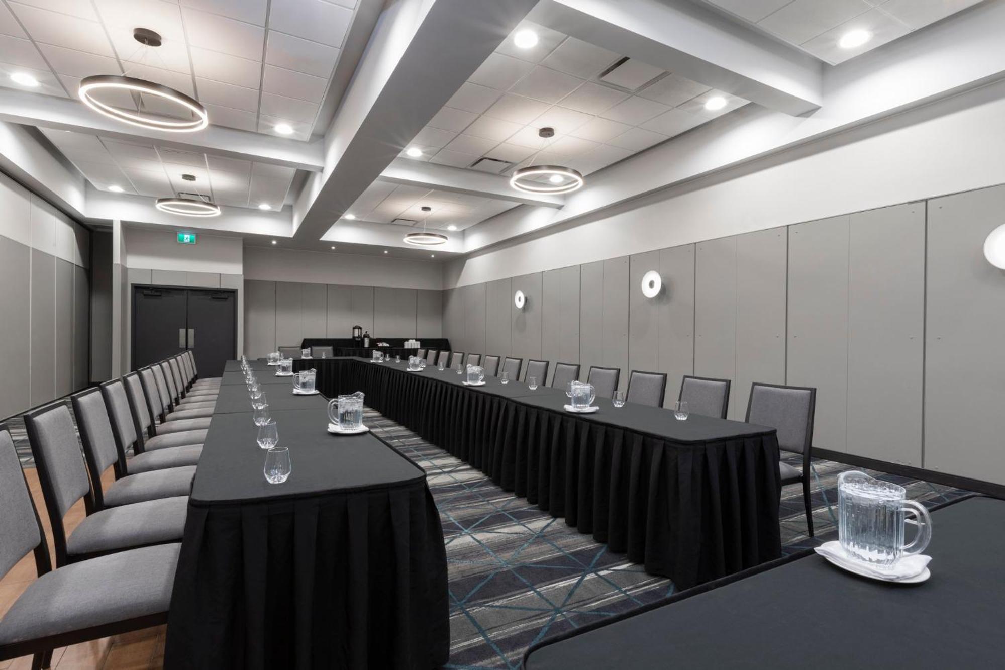 Holiday Inn St-Jean-Sur-Richelieu Congres By Ihg Saint-Jean-sur-Richelieu Exteriör bild